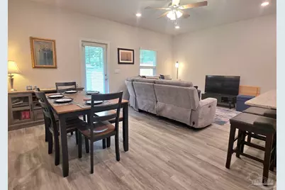 7158 Village Ln, Pensacola, FL 32504 - Photo 4