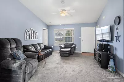 1920 Presidio St, Navarre, FL 32566 - Photo 4