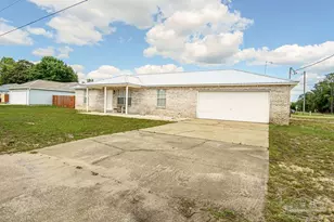 1920 Presidio St, Navarre, FL 32566 - Photo 2
