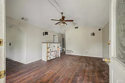 219 Arbor Ave, Pensacola, FL 32534 - Photo 6