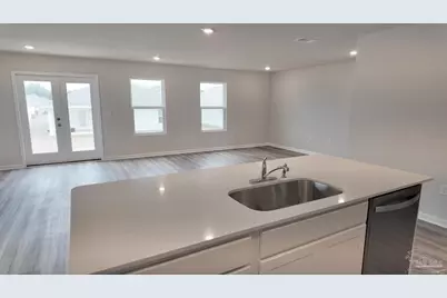 5410 Martingale Dr, Milton, FL 32583 - Photo 6