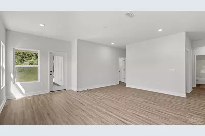 5402 Martingale Dr, Milton, FL 32583 - Photo 12