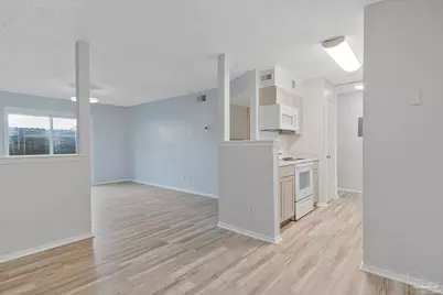 2303 Michigan, Pensacola, FL 32526 - Photo 2