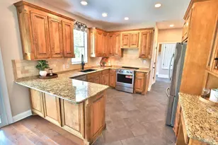 7432 San Ramon Dr, Milton, FL 32583 - Photo 10