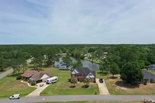7432 San Ramon Dr, Milton, FL 32583 - Photo 8