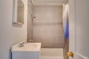 1016 W Maxwell St, Pensacola, FL 32501 - Photo 16
