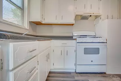 1016 W Maxwell St, Pensacola, FL 32501 - Photo 14