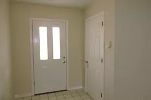 2052 Southwind Cir, Pensacola, FL 32506 - Photo 2