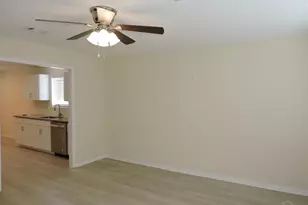 1000 Polk Ave, Pensacola, FL 32507 - Photo 4