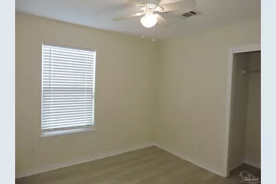 1000 Polk Ave, Pensacola, FL 32507 - Photo 16