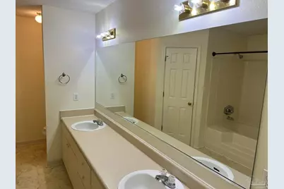 2782 Augustus Rd, Navarre, FL 32566 - Photo 20