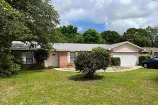 2782 Augustus Rd, Navarre, FL 32566 - Photo 2