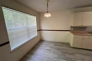 2782 Augustus Rd, Navarre, FL 32566 - Photo 8