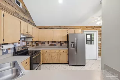 2189 Bellmeade Cir, Navarre, FL 32566 - Photo 10