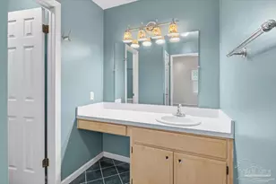 2189 Bellmeade Cir, Navarre, FL 32566 - Photo 18
