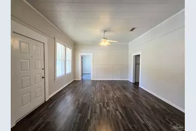 5404 Blue Angel Pkwy, Pensacola, FL 32526 - Photo 6