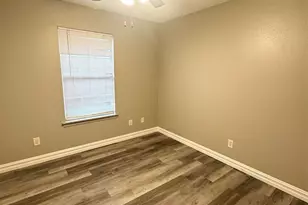 615 N A St, Pensacola, FL 32501 - Photo 12
