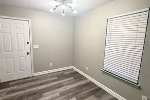 615 N A St, Pensacola, FL 32501 - Photo 8