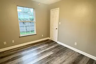 615 N A St, Pensacola, FL 32501 - Photo 14