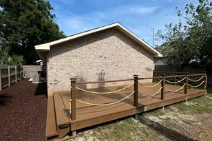 615 N A St, Pensacola, FL 32501 - Photo 14