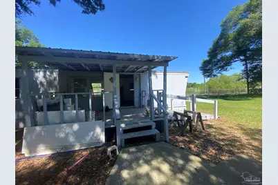 3914 W Mallory St, Pensacola, FL 32505 - Photo 2