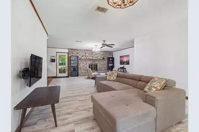711 Bison St, Pensacola, FL 32514 - Photo 4
