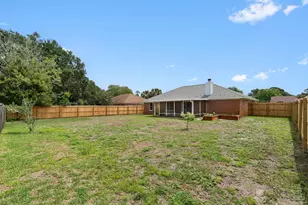 2317 Mary Anne Cir, Navarre, FL 32566 - Photo 32
