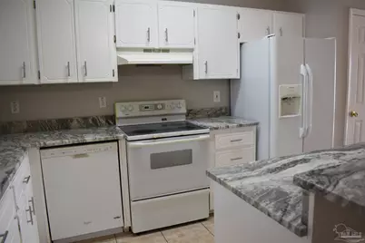 1133 Bloodworth Ln, Pensacola, FL 32504 - Photo 12