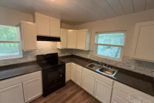 4531 Versailles Dr, Pensacola, FL 32505 - Photo 10