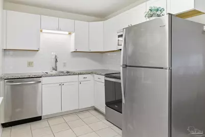 6710 Malvern St, Pensacola, FL 32506 - Photo 2