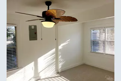 1215 N C St, Pensacola, FL 32501 - Photo 12