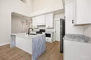 306 W Winthrop Ave, Pensacola, FL 32507 - Photo 14