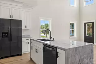 306 W Winthrop Ave, Pensacola, FL 32507 - Photo 12