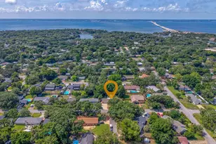 204 Nandina Rd, Gulf Breeze, FL 32561 - Photo 54