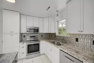 204 Nandina Rd, Gulf Breeze, FL 32561 - Photo 12