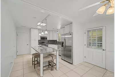 204 Nandina Rd, Gulf Breeze, FL 32561 - Photo 14
