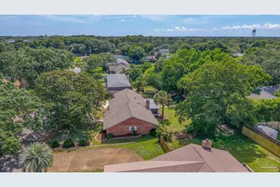 204 Nandina Rd, Gulf Breeze, FL 32561 - Photo 50