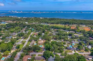 204 Nandina Rd, Gulf Breeze, FL 32561 - Photo 58