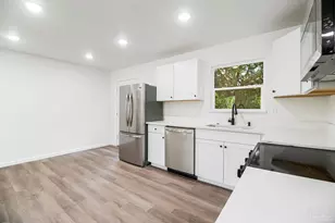 6492 Gaynell Ave, Milton, FL 32570 - Photo 6