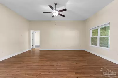 6041 Makenna Dr, Pensacola, FL 32526 - Photo 18