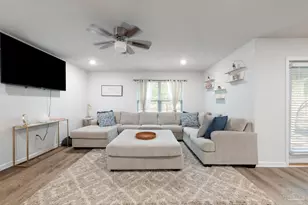 6328 Burrow Ln, Pensacola, FL 32526 - Photo 12
