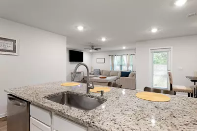 6328 Burrow Ln, Pensacola, FL 32526 - Photo 8
