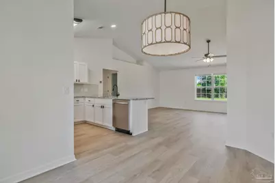 4898 Spencer Oaks Blvd, Pace, FL 32571 - Photo 8