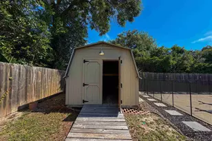 220 Cordoba St, Gulf Breeze, FL 32561 - Photo 48