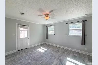 220 Cordoba St, Gulf Breeze, FL 32561 - Photo 14