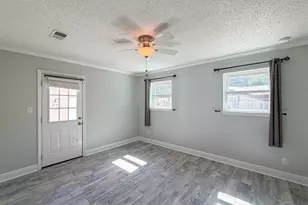 220 Cordoba St, Gulf Breeze, FL 32561 - Photo 14
