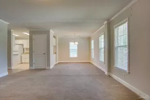 727 Bremen Ave, Pensacola, FL 32507 - Photo 4