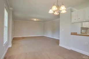 727 Bremen Ave, Pensacola, FL 32507 - Photo 6