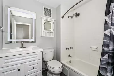 825 Bayshore Dr #405, Pensacola, FL 32507 - Photo 16