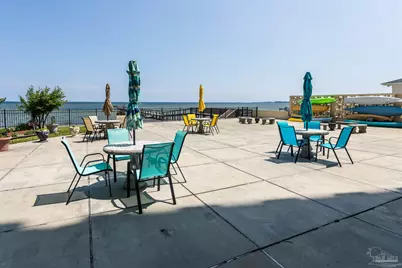 825 Bayshore Dr #405, Pensacola, FL 32507 - Photo 28